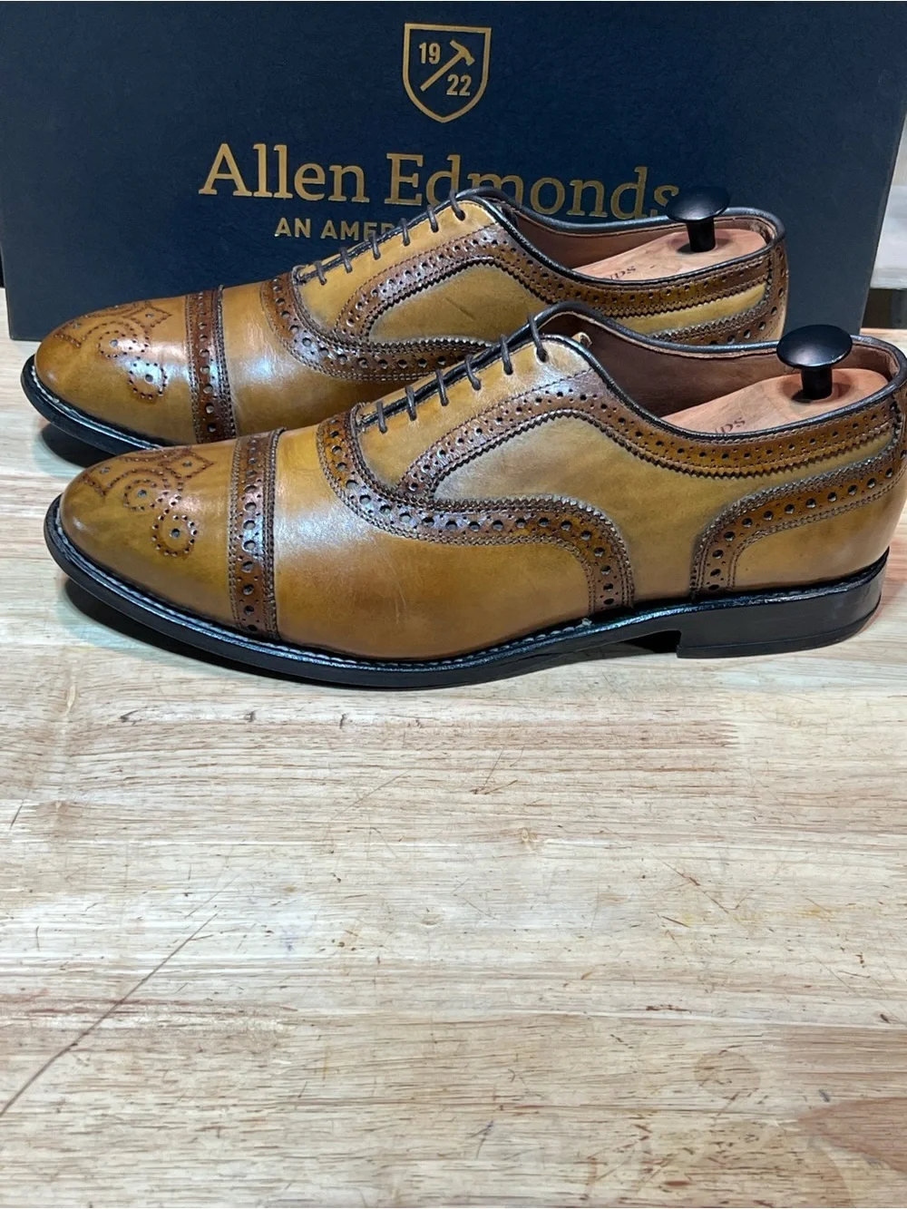 Allen Edmonds Strand Men’s Brogue Cap Toe Oxfords With Patinas Sz 8.5 2E 🇺🇸